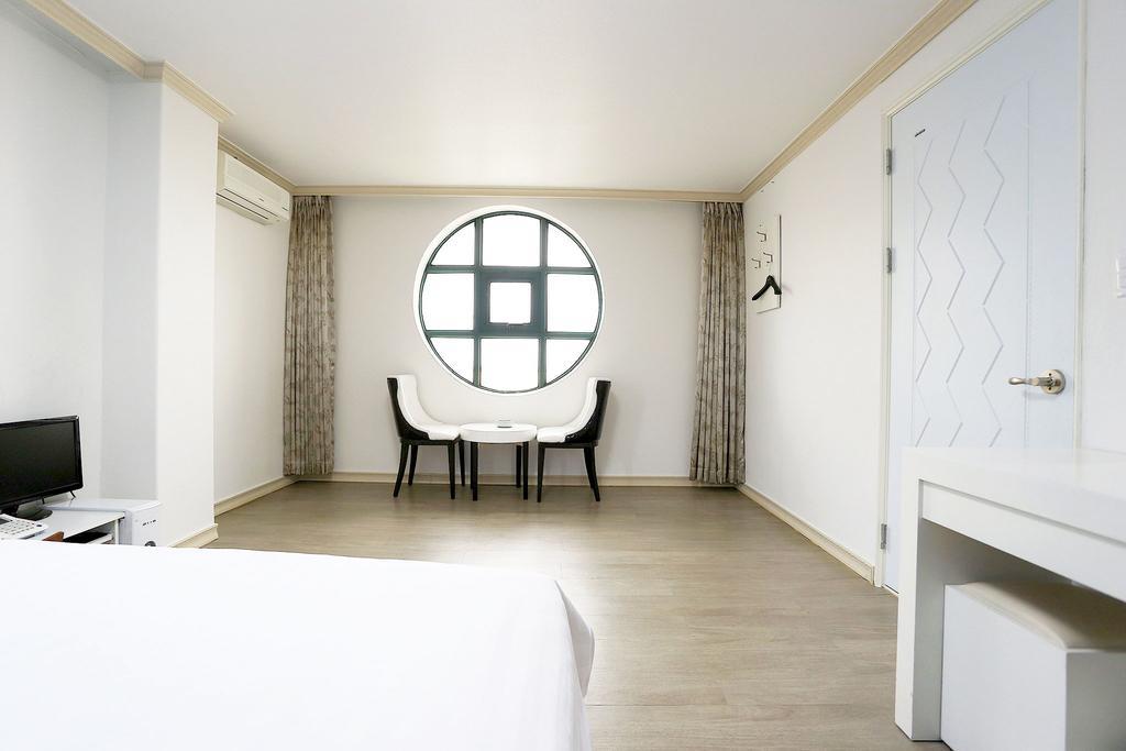 Songrim Motel Sokcho Exterior photo